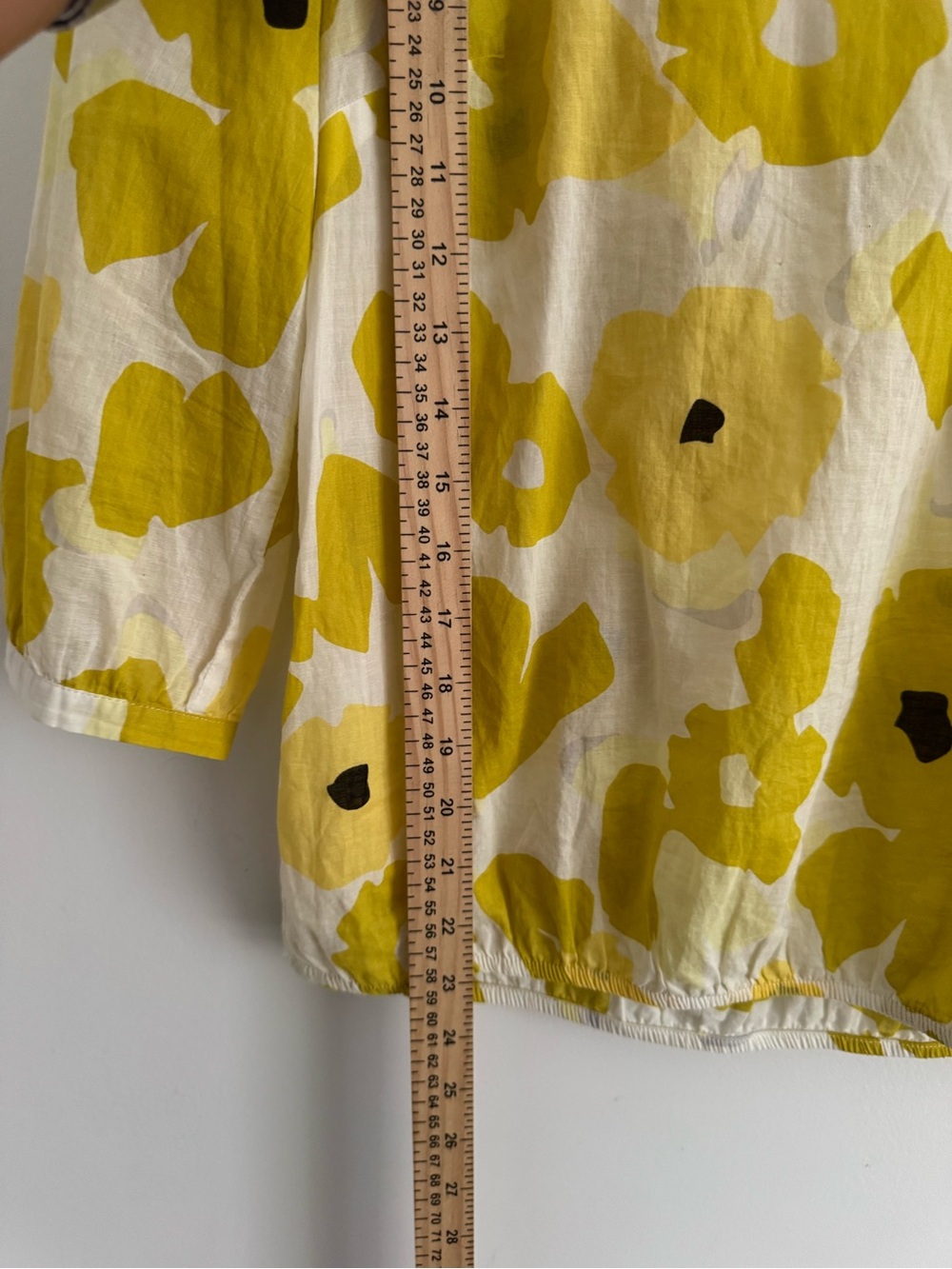 Yellow Floral Puff-Sleeve Blouse - Picture 4 of 7